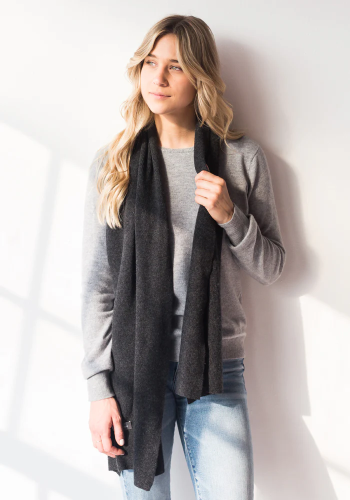 Cashmere artisan at work